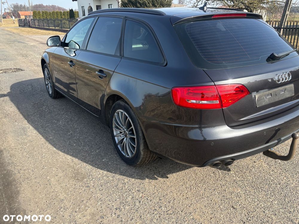 Audi A4 Avant 2.0 TDI DPF Ambition - 8