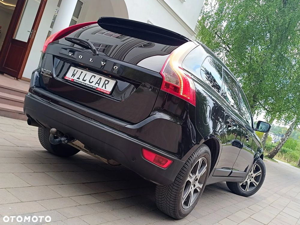 Volvo XC 60 D4 Geartronic Momentum - 9