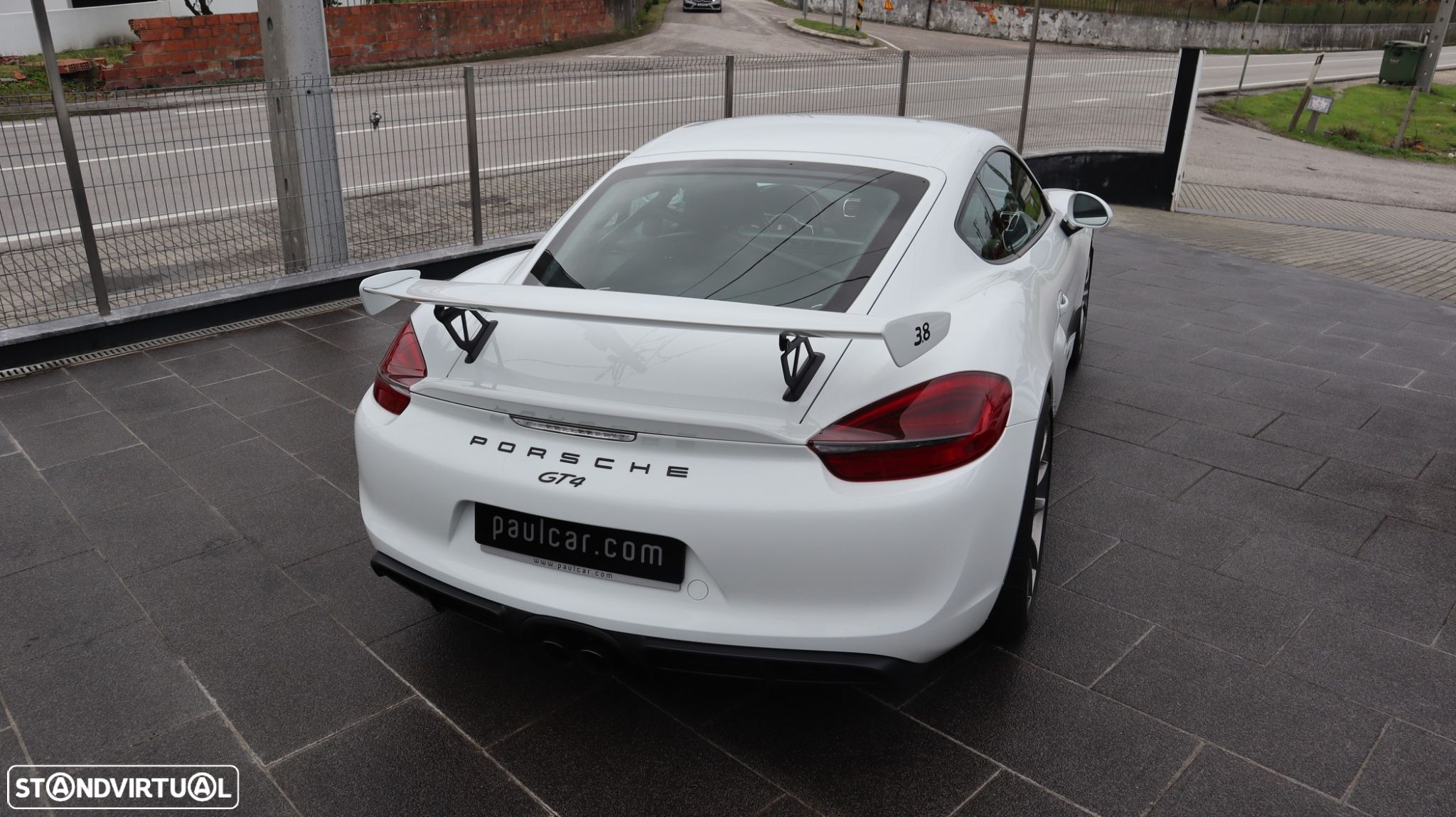Porsche Cayman 3.8 GT4 - 10