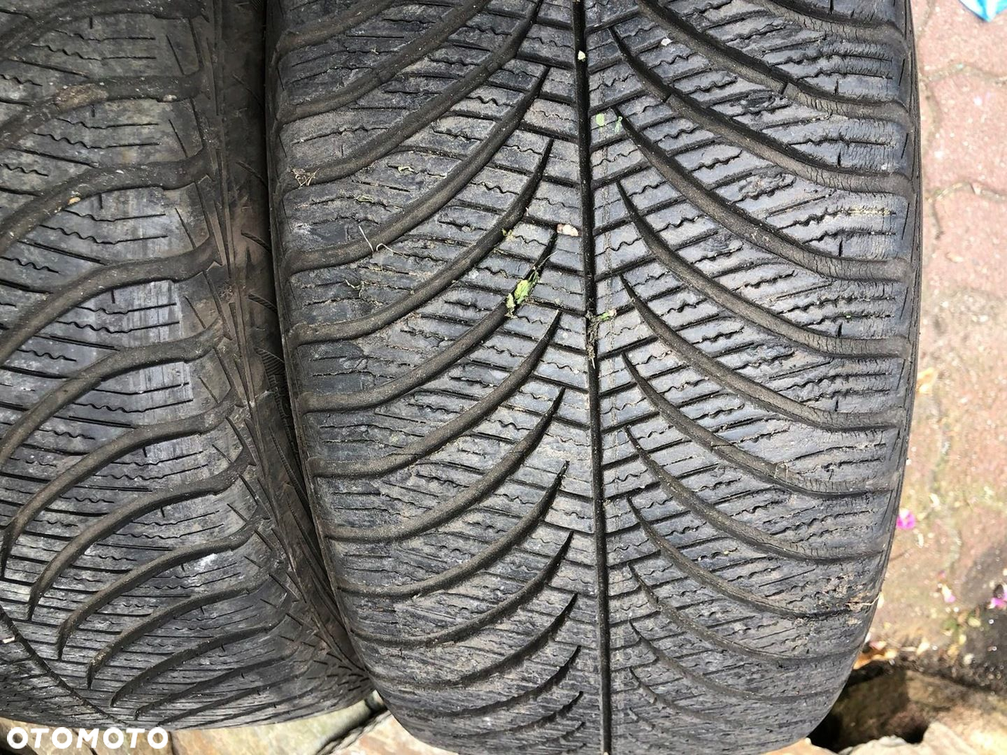 Opony całoroczne Goodyear Vector 4Seasons 235/45R17 97 Y cena za 2 sztuki - 2