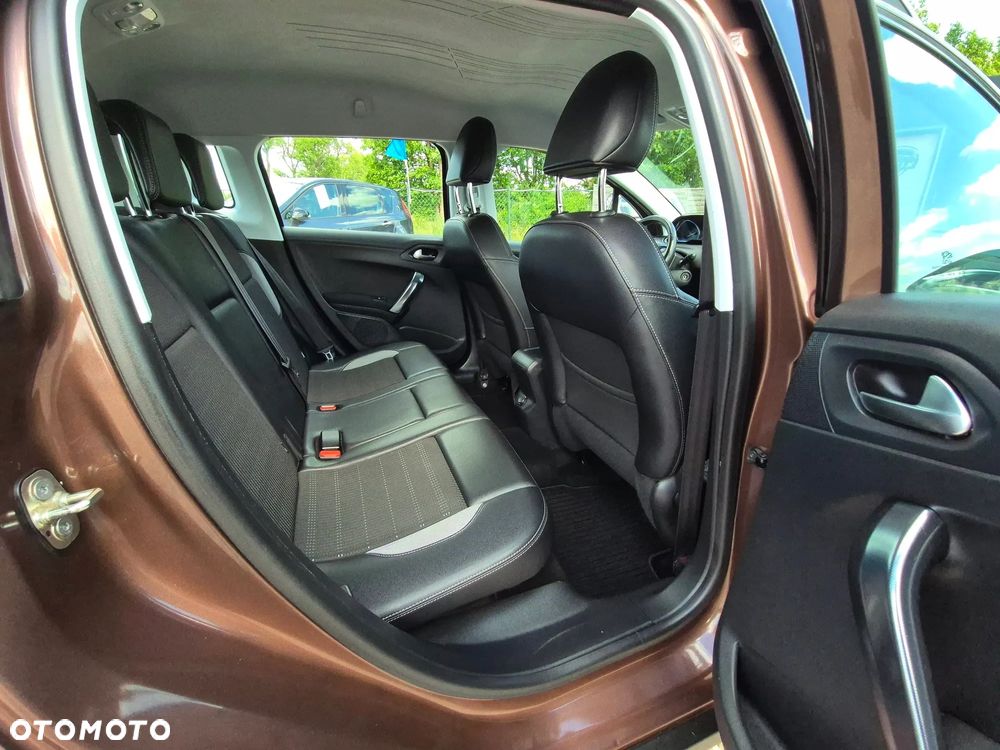 Peugeot 2008 e-HDi FAP 115 STOP & START Business-Line - 25
