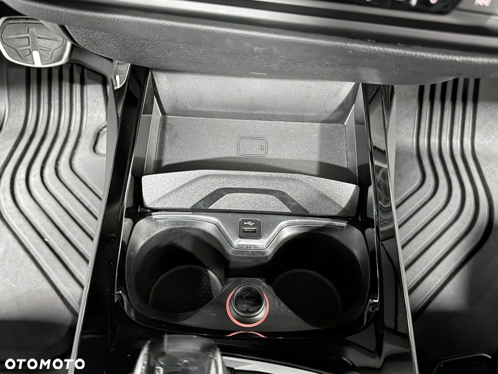 BMW Seria 1 118i M Sport - 32