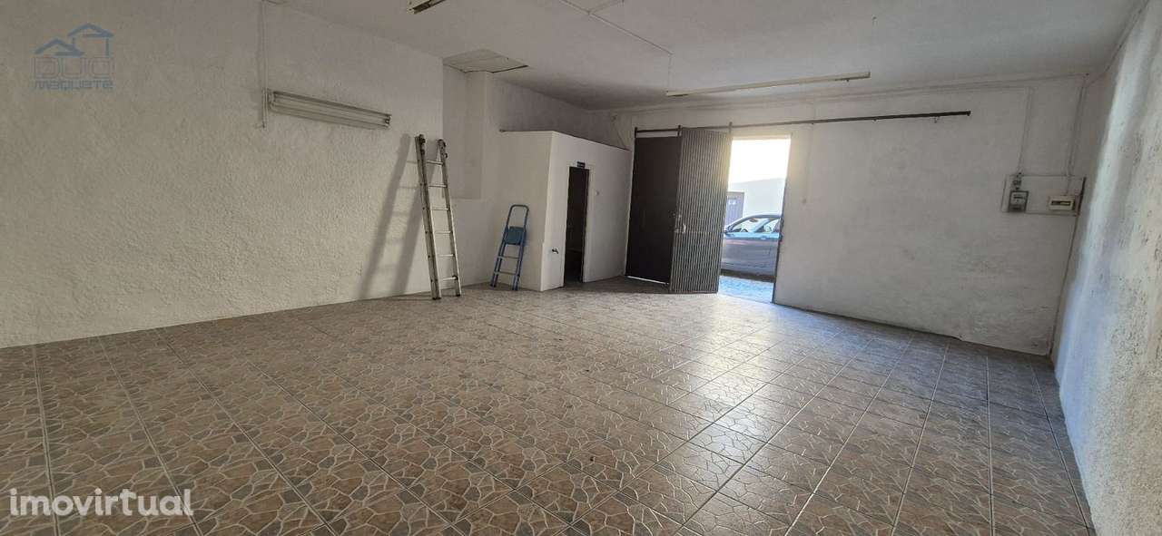 Armazém / garagem - Matosinhos - Grande imagem: 2/2