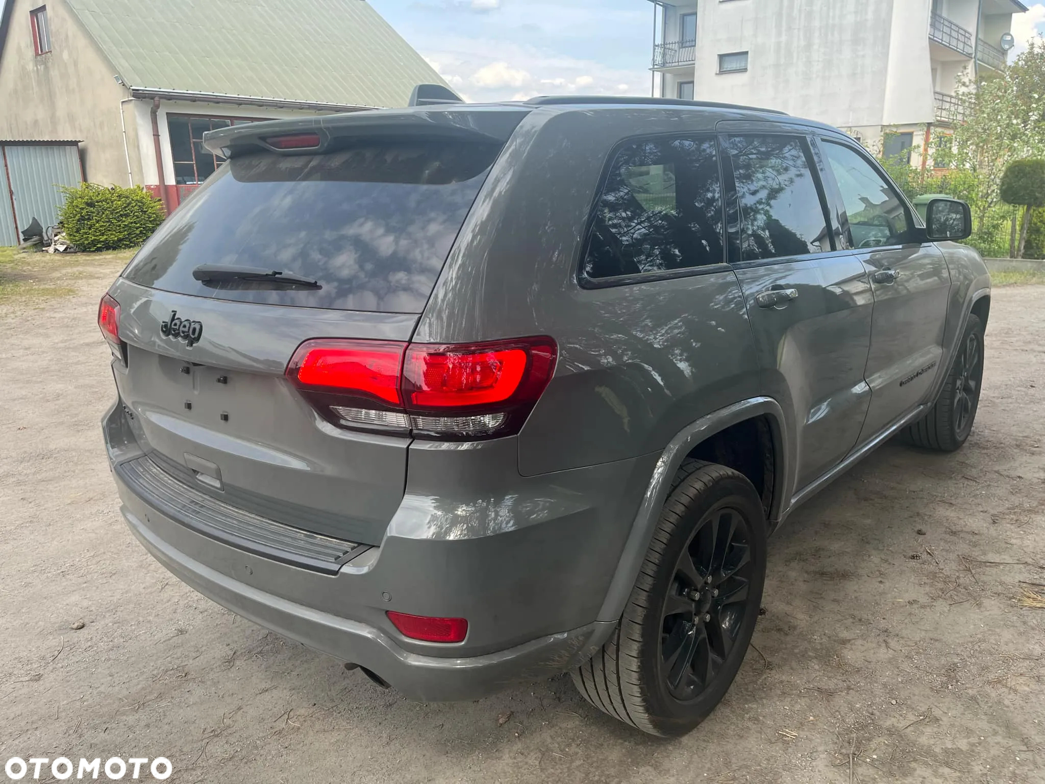 Jeep Grand Cherokee - 7
