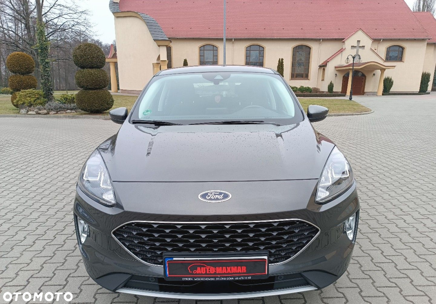 Ford Kuga - 2