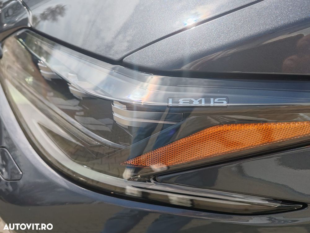 Lexus Seria ES 300h Executive - 12