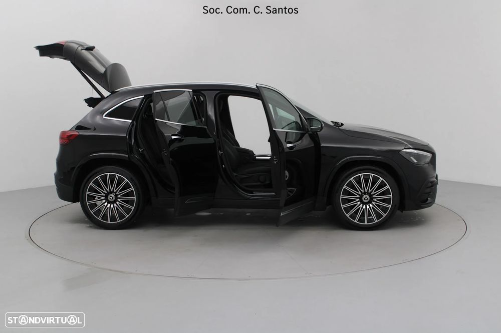 Mercedes-Benz GLA 180 d AMG Line - 12