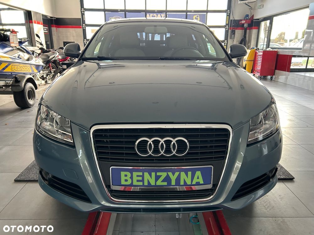 Audi A3 Sportback - 11