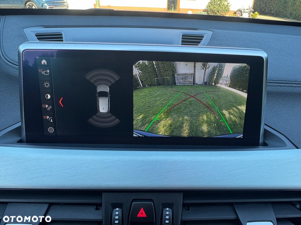 BMW X1 xDrive28i Sport Line - 30