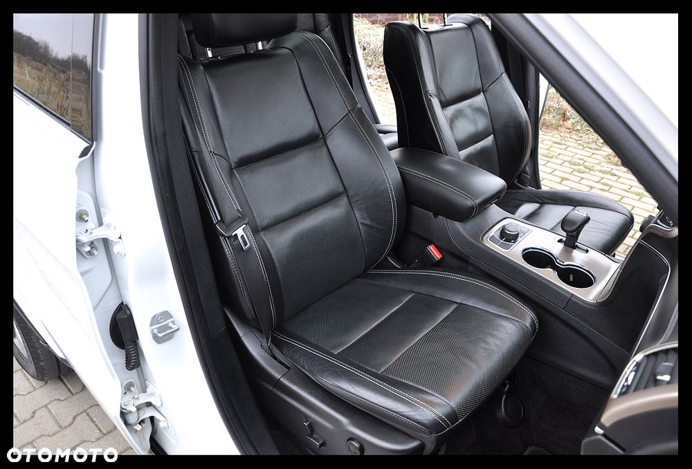 Jeep Grand Cherokee - 26