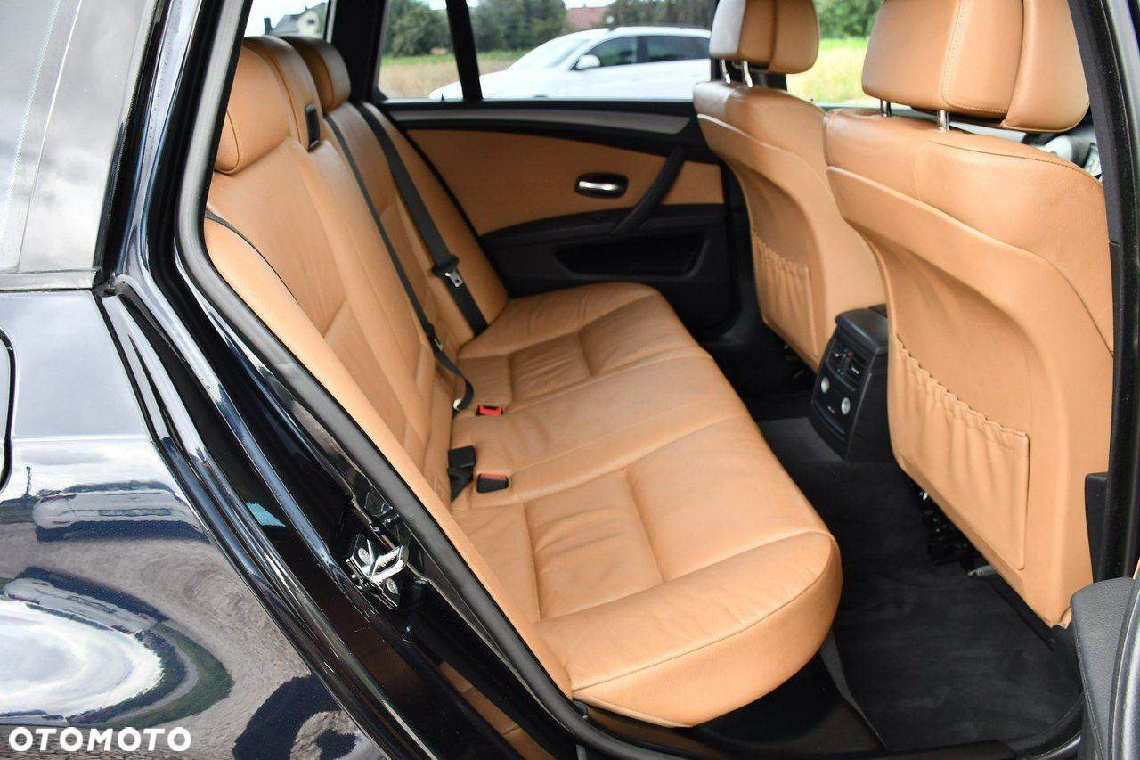 BMW Seria 5 - 27