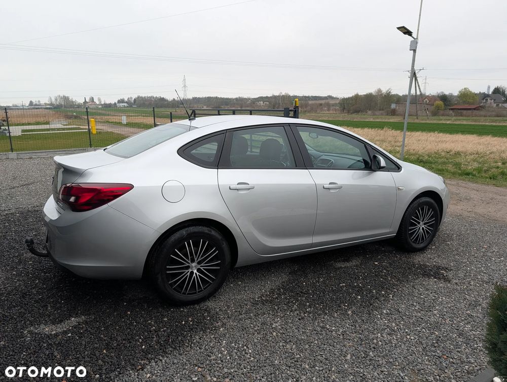 Opel Astra 1.4 Turbo ecoFLEX Start/Stop - 9