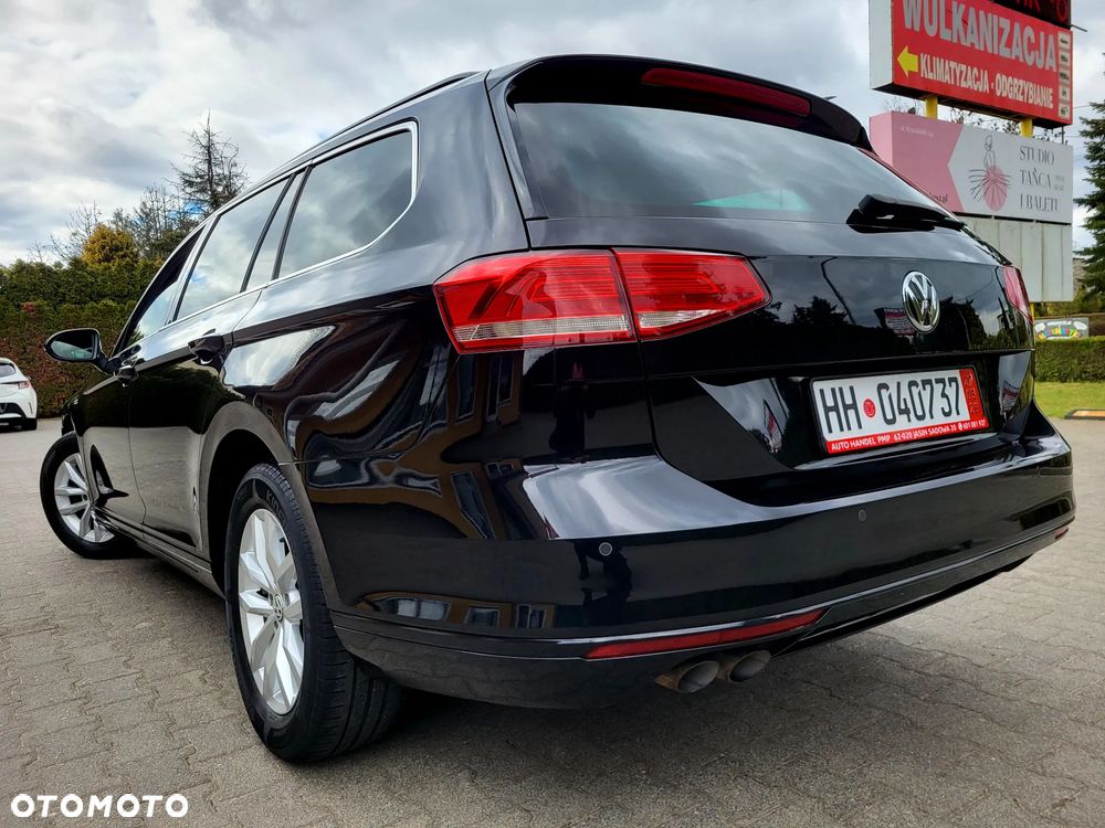 Volkswagen Passat - 4