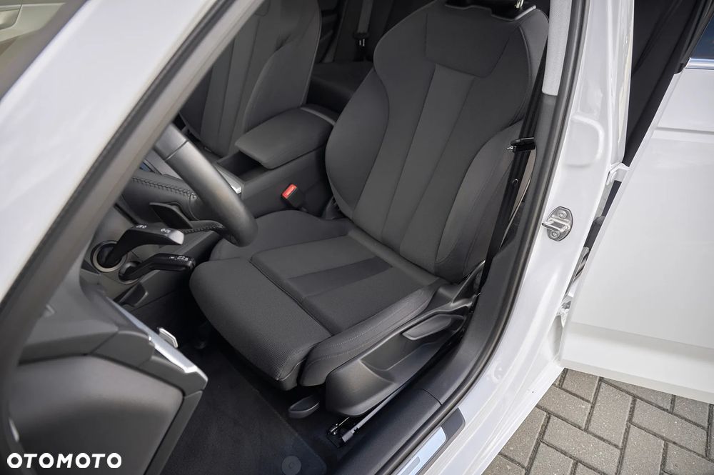 Audi A4 ver-2-0-tfsi-ultra-s-tronic-sport - 4