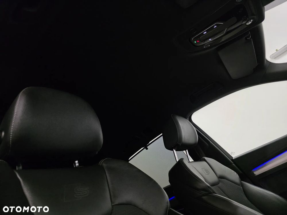 Audi Q5 40 TDI quattro S tronic S line - 28