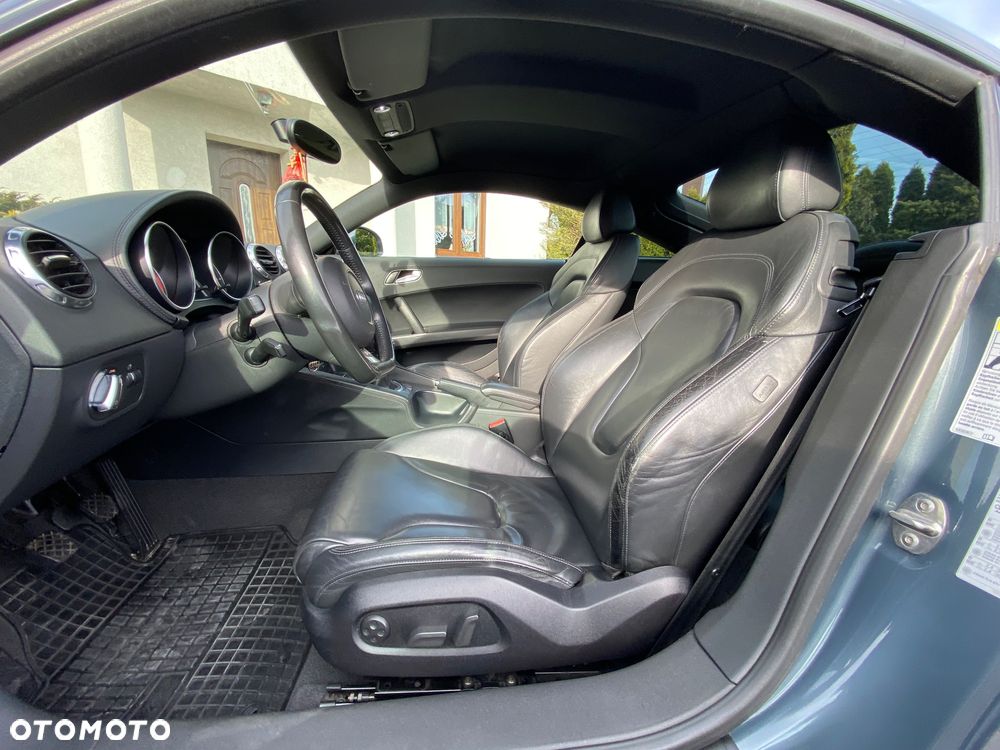 Audi TT Coupé 2.0 TDI quattro - 4