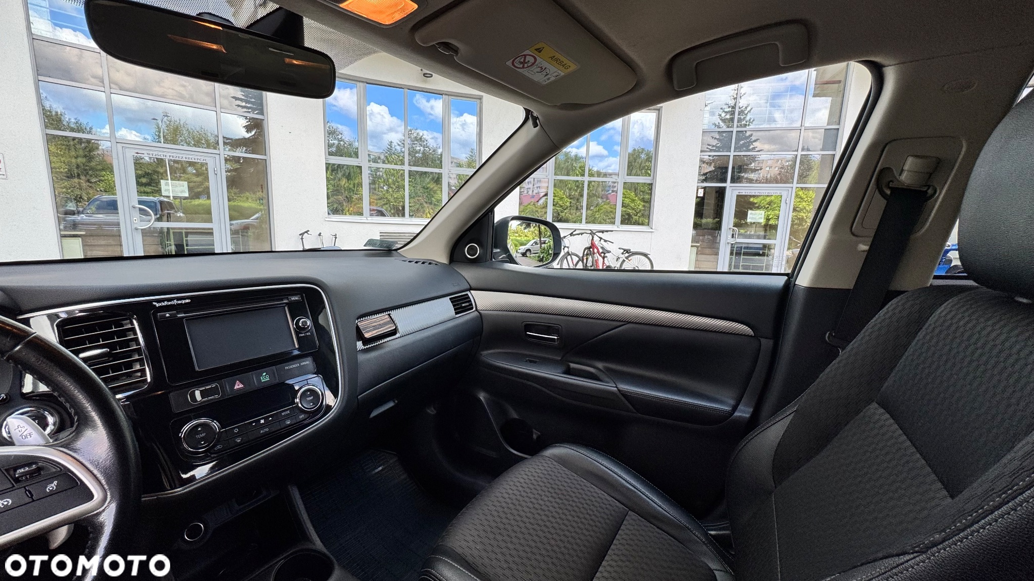 Mitsubishi Outlander - 6