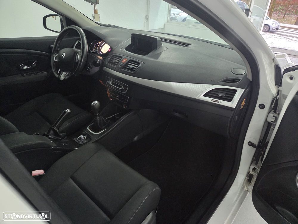 Renault Mégane 1.5 dCi Dynamique - 9