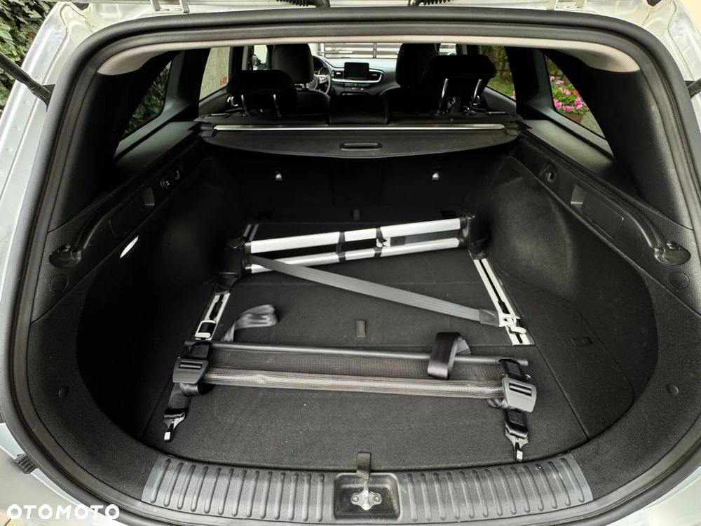 Kia Ceed Cee'd 1.4 L - 9