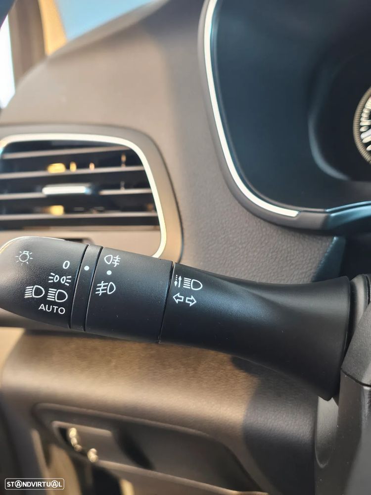 Renault Mégane BLUE dCi 115 BUSINESS EDITION - 23