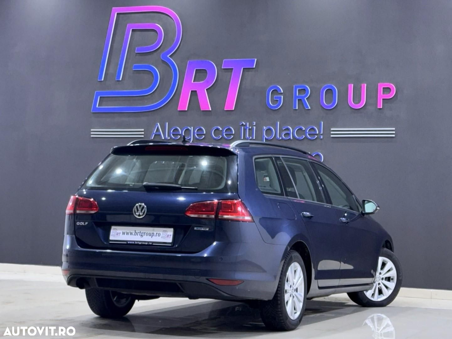 Volkswagen Golf - 5