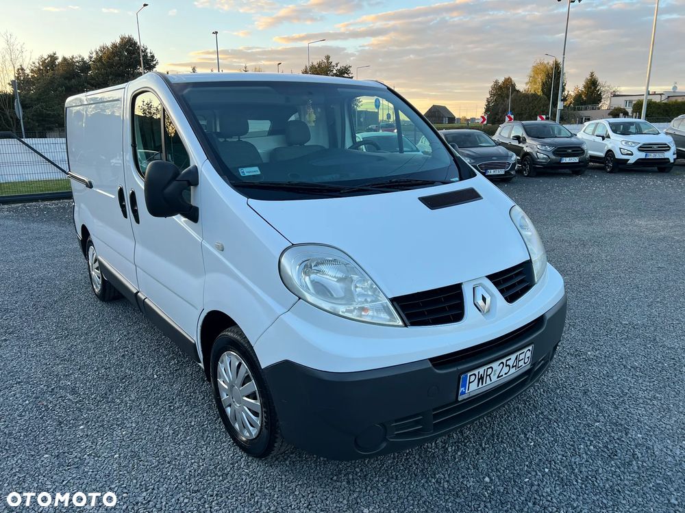 Renault TRAFIC - 13