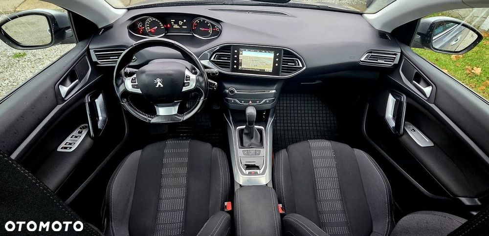 Peugeot 308 - 7