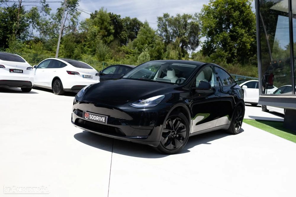 Tesla Model Y Standard - 22