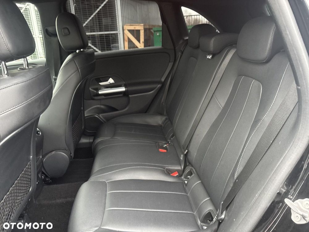 Mercedes-Benz Klasa B - 24