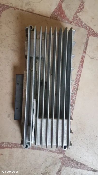 Wzmacniacz Audi A6 C6 4F0910223K - 1