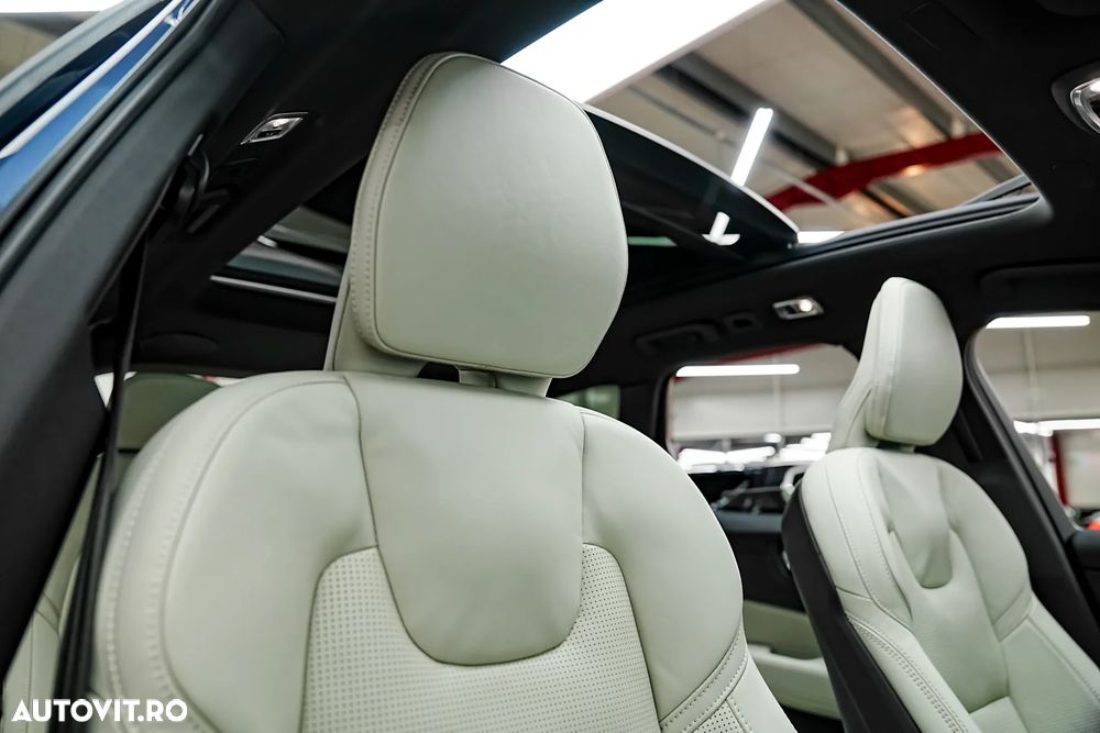 Volvo XC 60 Recharge T6 Twin Engine eAWD Inscription Expression - 8