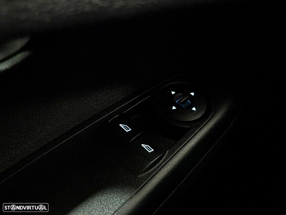 Ford Transit COURIER VAN - 9