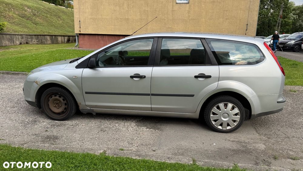 Ford Focus - 8