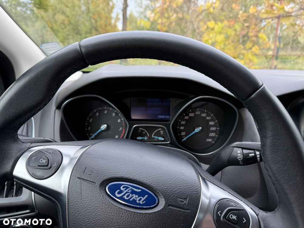 Ford Focus 1.6 Ti-VCT Champions Edition - 9