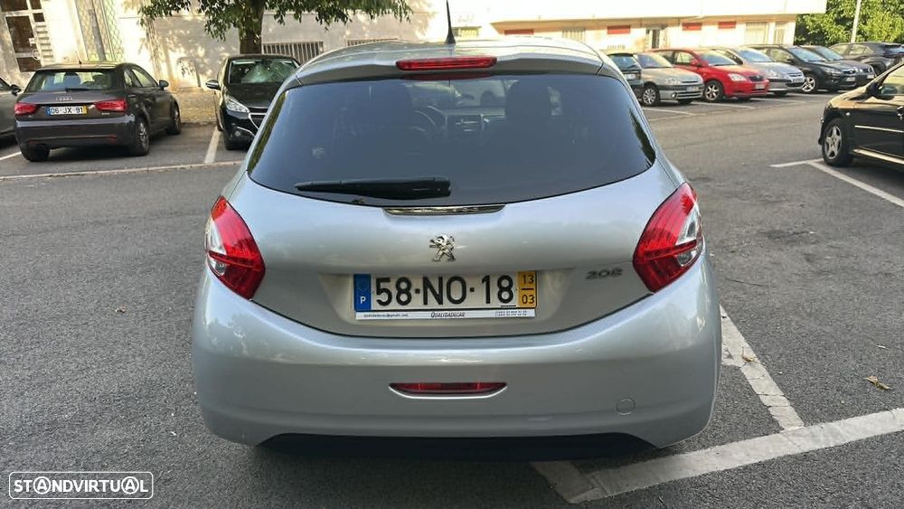 Peugeot 208 1.2 VTi Active - 6