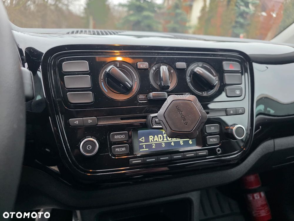 Volkswagen up! move - 13