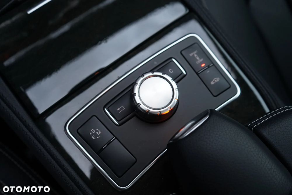 Mercedes-Benz CLS 350 BlueEff - 27