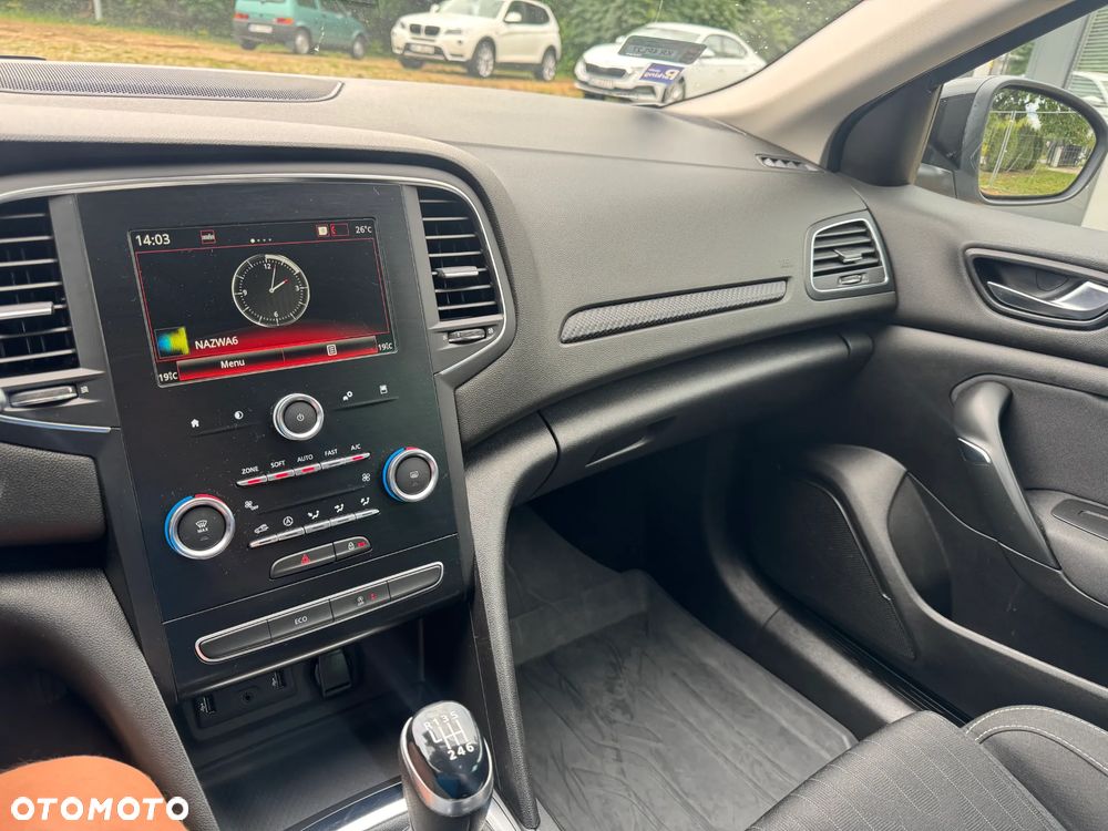 Renault Megane 1.3 TCe FAP Limited - 10