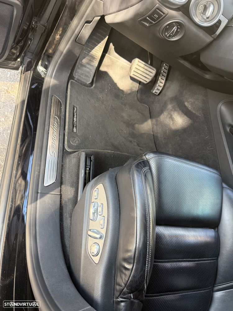 Porsche Cayenne - 12