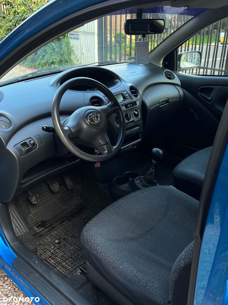 Toyota Yaris - 13