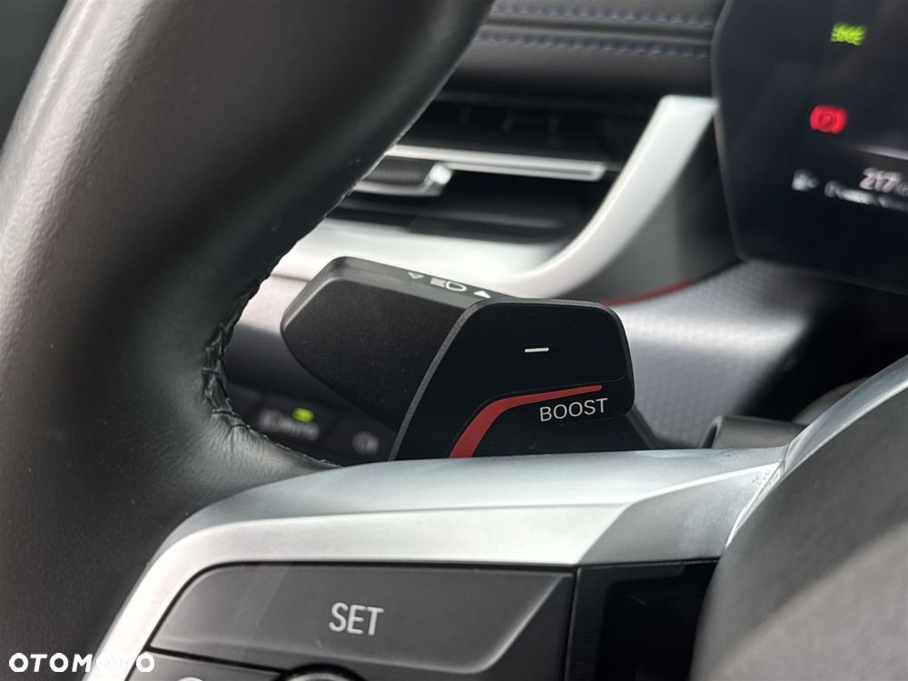 BMW X1 sDrive18i - 12