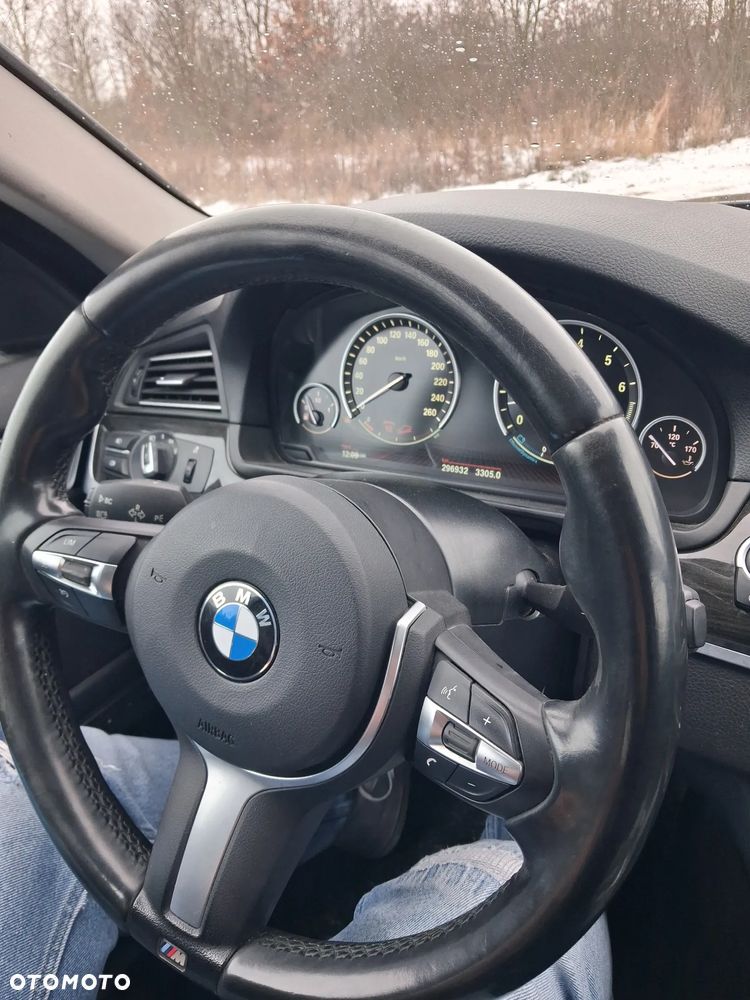 BMW Seria 5 535i xDrive Modern Line - 10