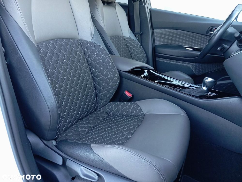 Toyota C-HR 1.8 Hybrid Executive - 21