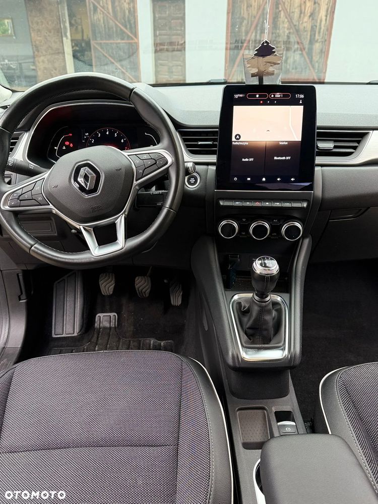 Renault Captur - 23