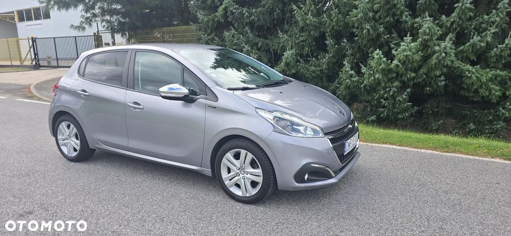 Peugeot 208 PureTech 82 Stop & Start Signature - 8