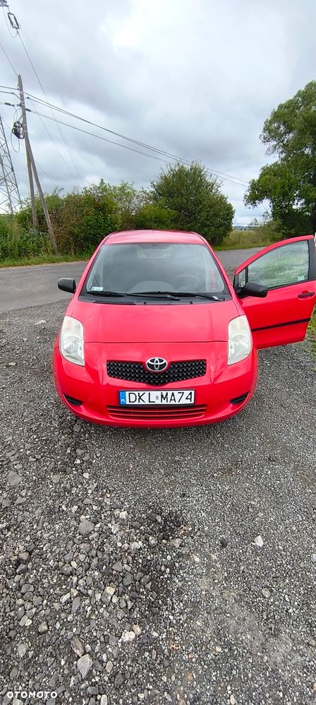 Toyota Yaris 1.3 Terra Gold - 11