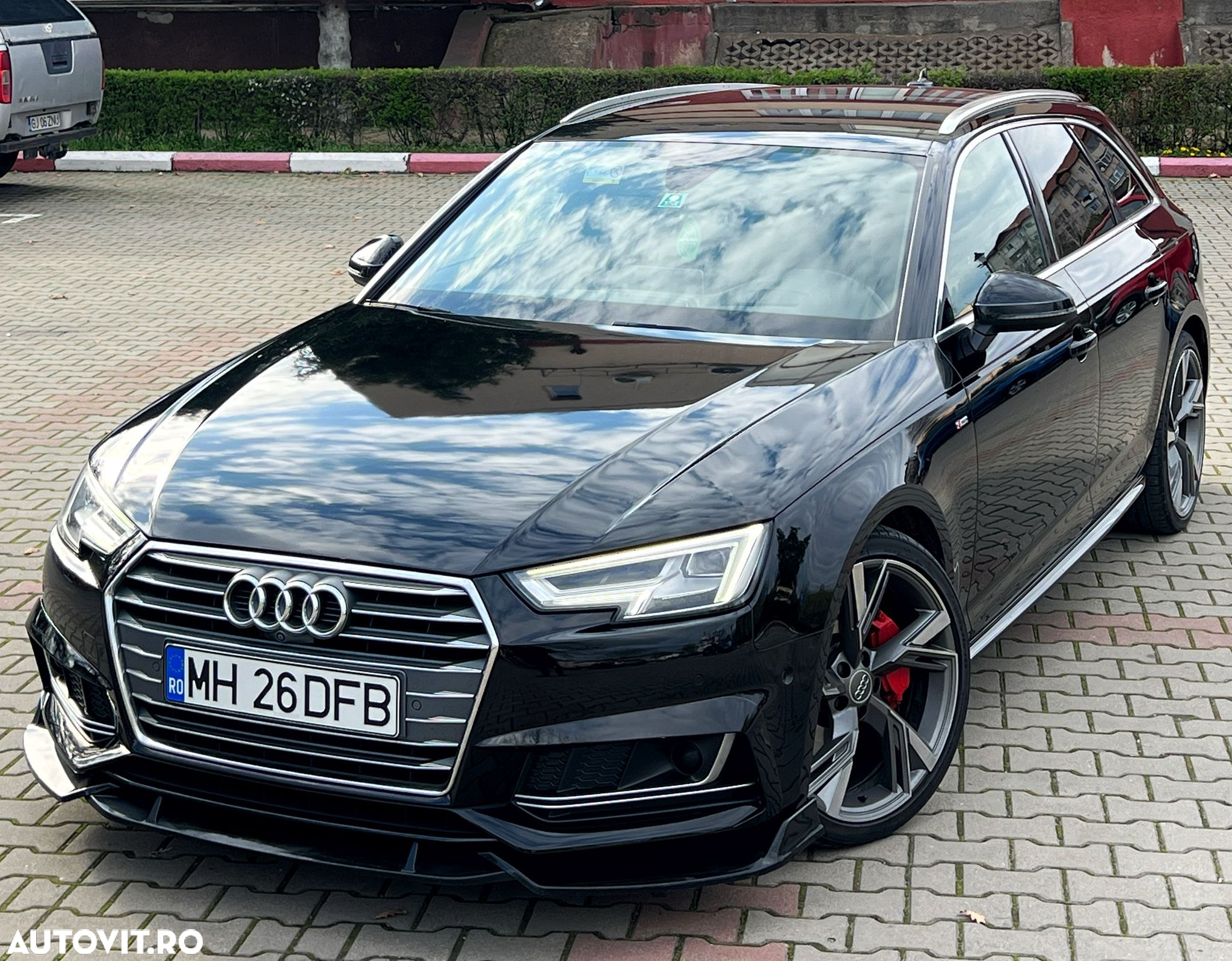 Audi A4 Avant 2.0 TDI S tronic Sport - 10