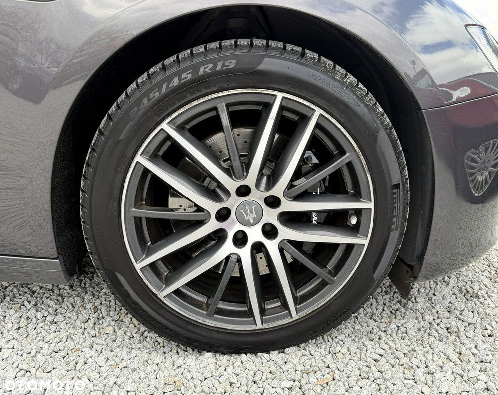 Maserati Ghibli Granlusso - 11