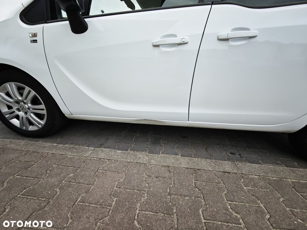 Opel Meriva 1.4 T Edition 150 S&S - 19