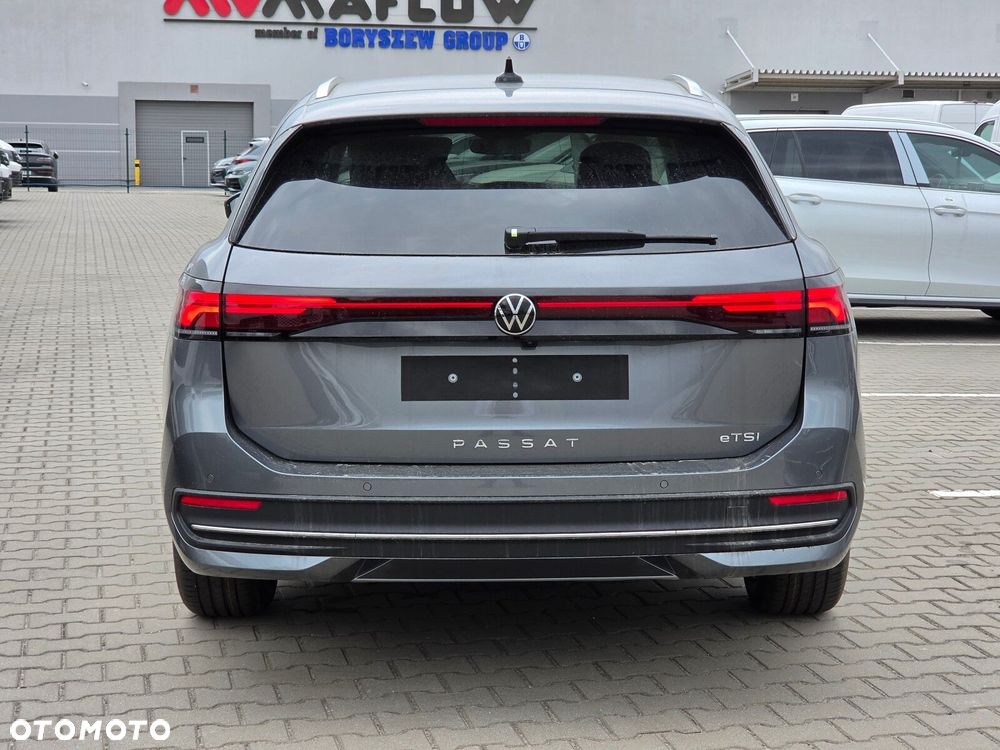 Volkswagen Passat Variant - 10